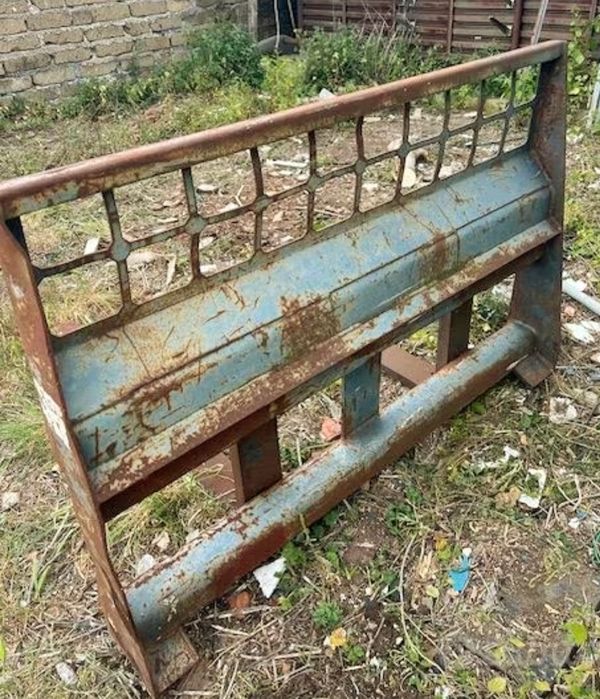 Furci pentru paleti bobcat