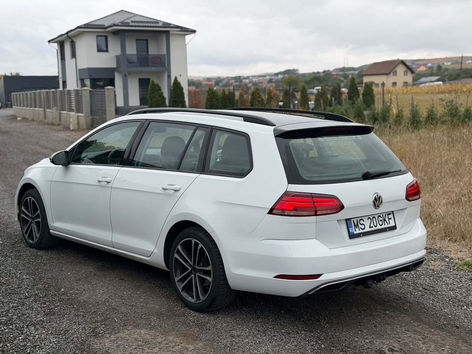 VOLKSWAGEN Golf 2019 — imagine 4