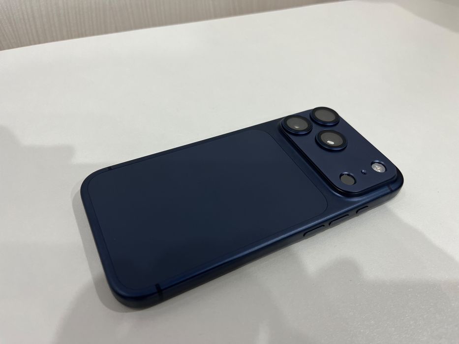Продам iPhone 17 pro