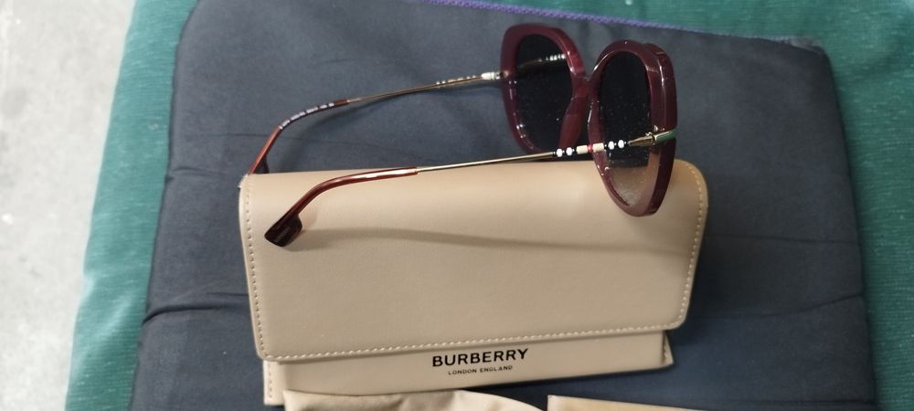 Ochelari de soare dama Burberry