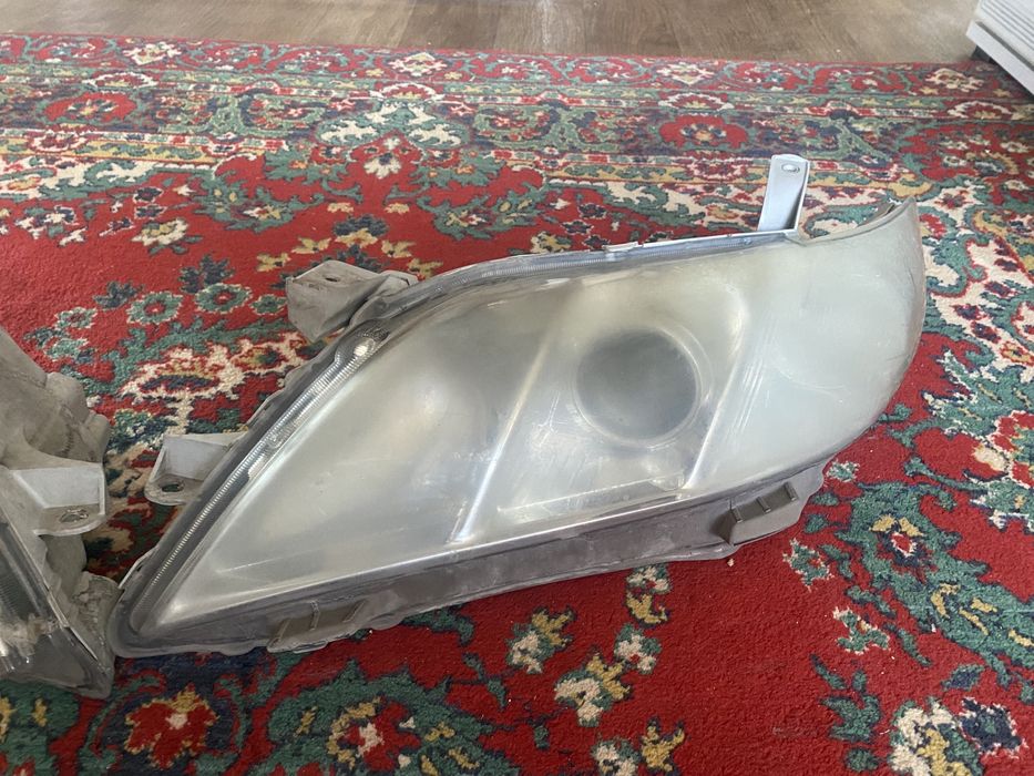 Продам фары камри 40 американец