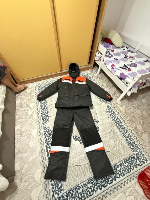 Продам куртку и комбинезон