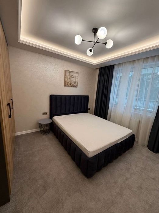 Дава се под наем Тристаен апартамент в София, Кръстова вада - 120 кв.м за 1097.01 € - Снимка #2