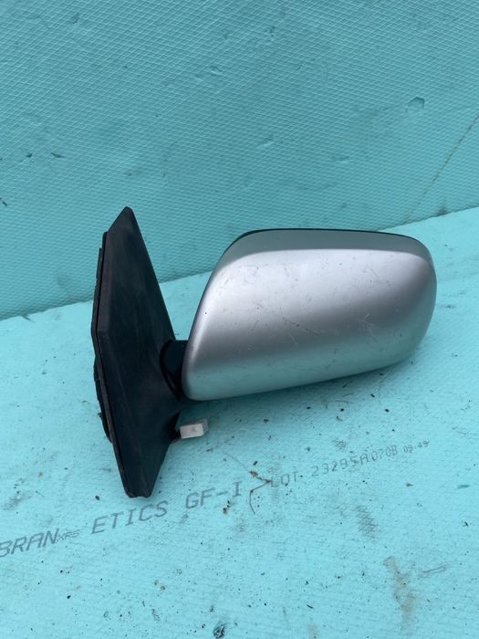 Огледало L- R Тойота Корола/ Toyota Corola 2006г