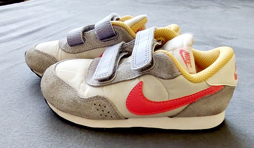 Сникърси H&M, Nike, Sinsay, 27 номер