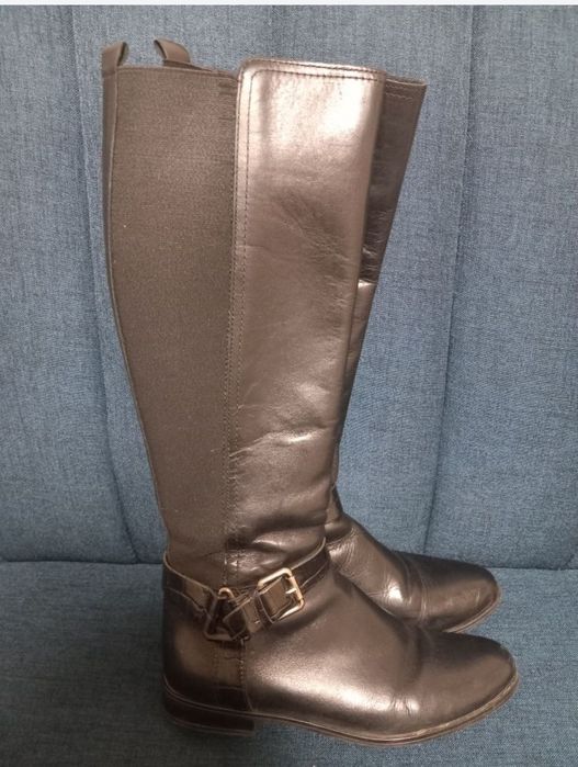 Голямо разнообразие от дамски ботуши No 35 и 36. Като нови!