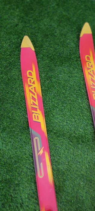 Продам лыжи 170см и ботинки 39размер