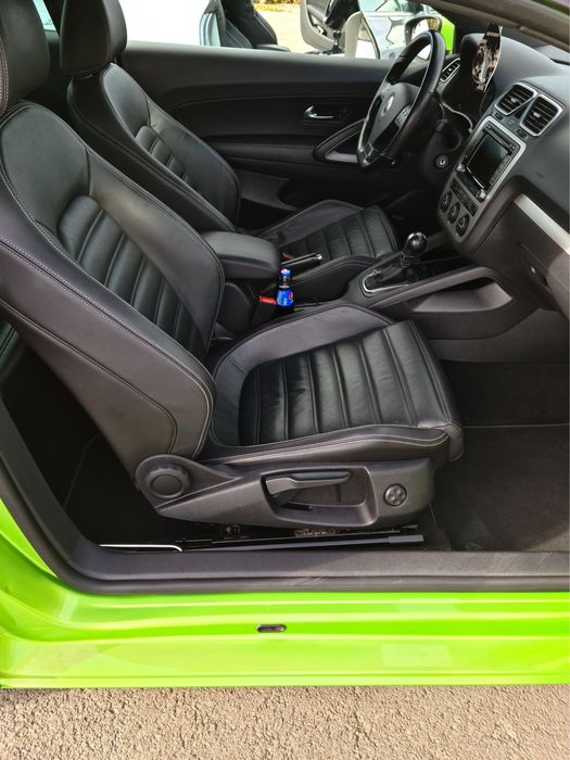 Vand Vw scirocco 2.0 tsi, dsg, 2009