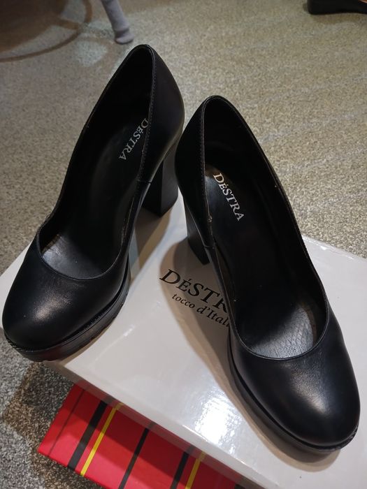 Продам туфли женские