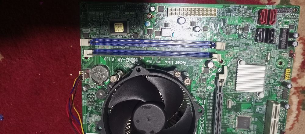 Материнская плата