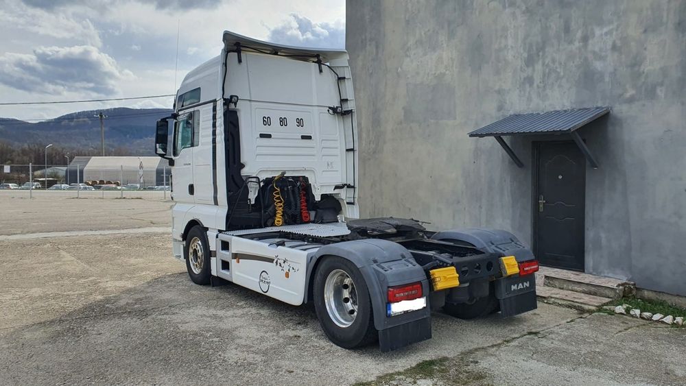 Ansamblu MAN TGX 18.500 (Euro 6) + Duba Frigo Schmitz