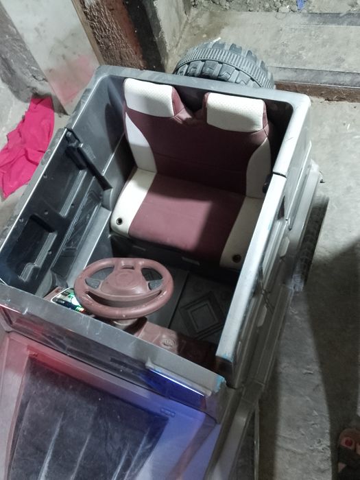 Детская машина джип