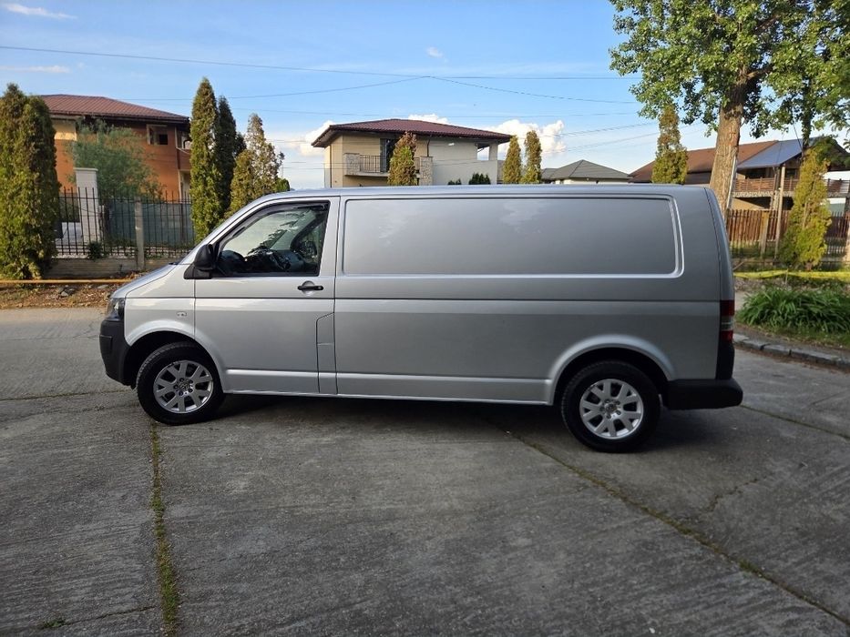 VOLKSWAGEN Transporter 2013 — imagine 4