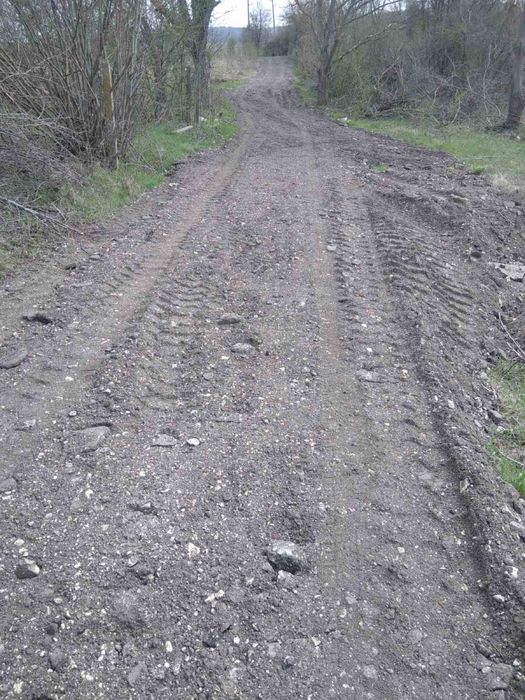 Вила/ Къща с Ток и Вода