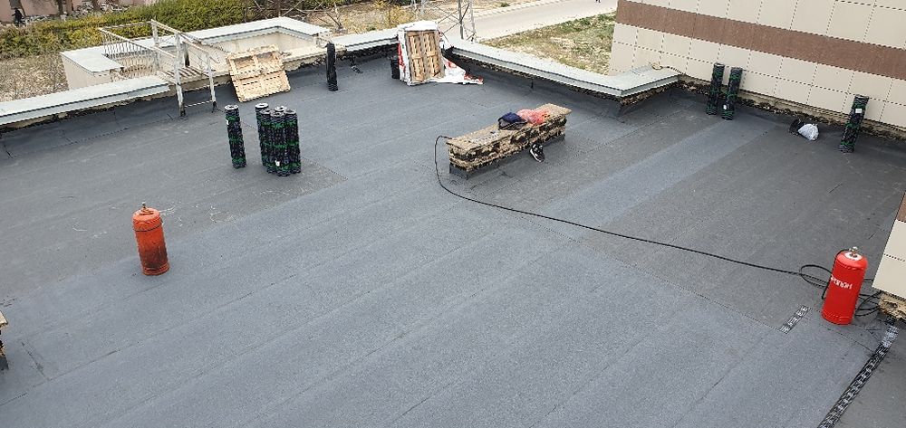 Кровельные работы крыш от протечек