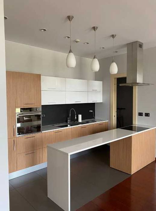 Четиристаен апартамент Изгрев