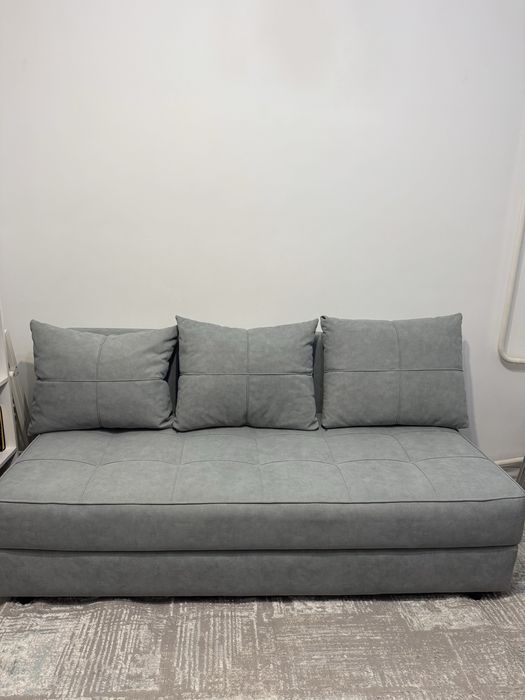 Диван для гостиной или кухни