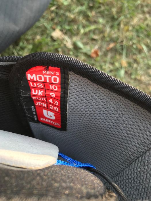 Placa snowboard cu boots si husa Burton