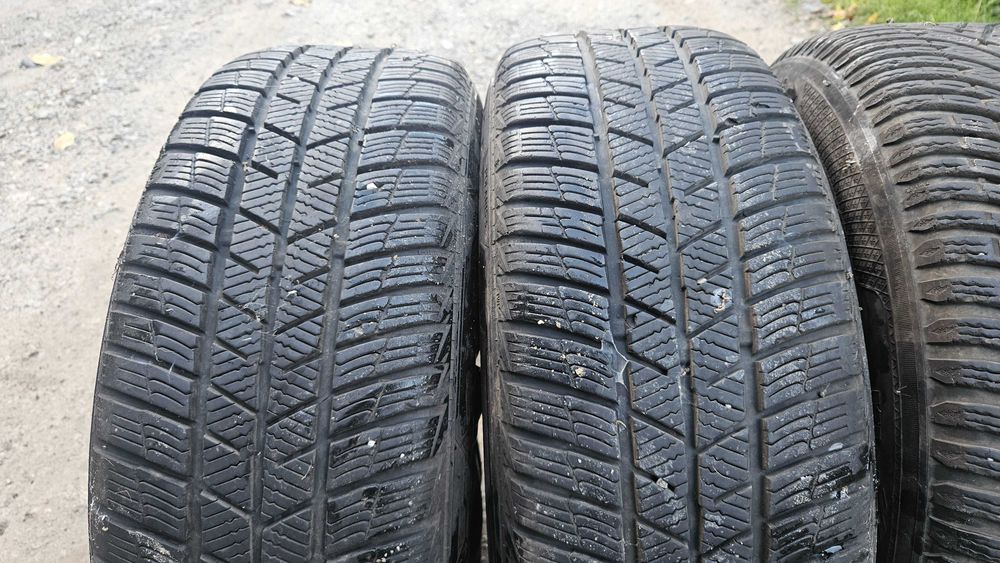 Зимни гуми 205 55 16 Barum и Kleber