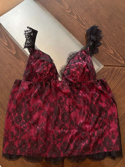 Дамско бельо на Victoria Secret