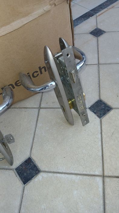 Эшик ручка замок коплект