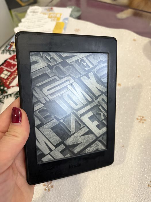 Kindle wi - fi 6” Paperwhite