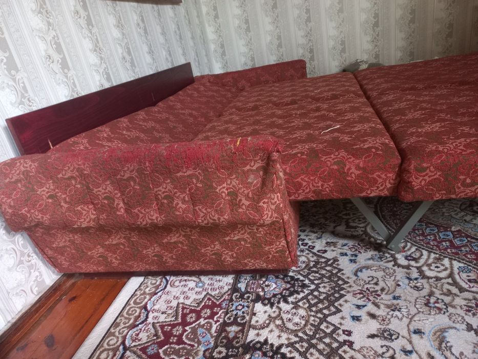 Мягкий диван и кресла б/у
