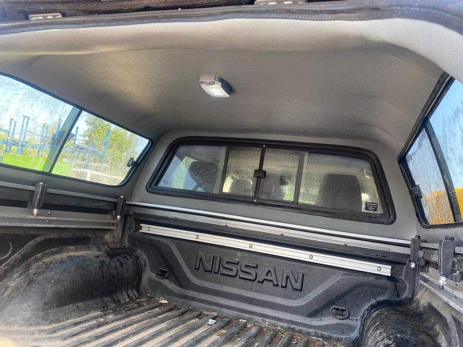 Dezmembrez nissan navara 2.3 dCi YS23DDT/bena navara/capota/bara/far/