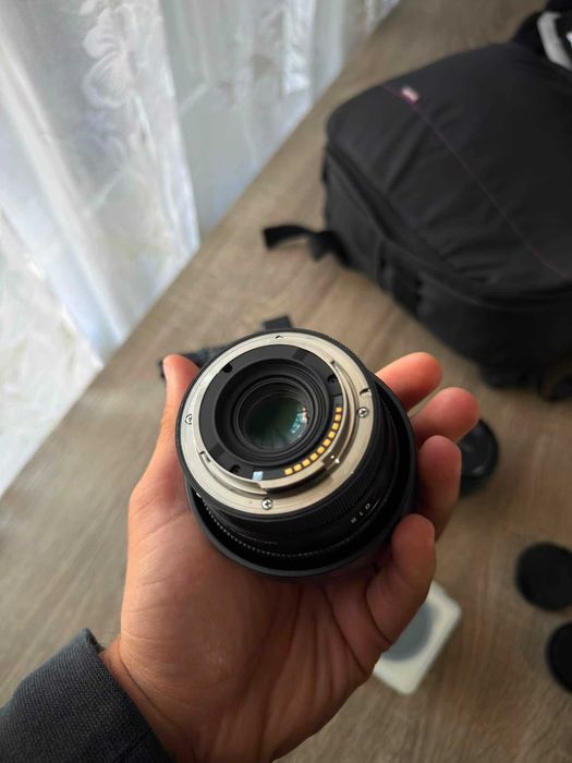 Продавам Sigma 16mm f/1.4 и Sigma 56mm f/1.4  Cotemporary за Sony E