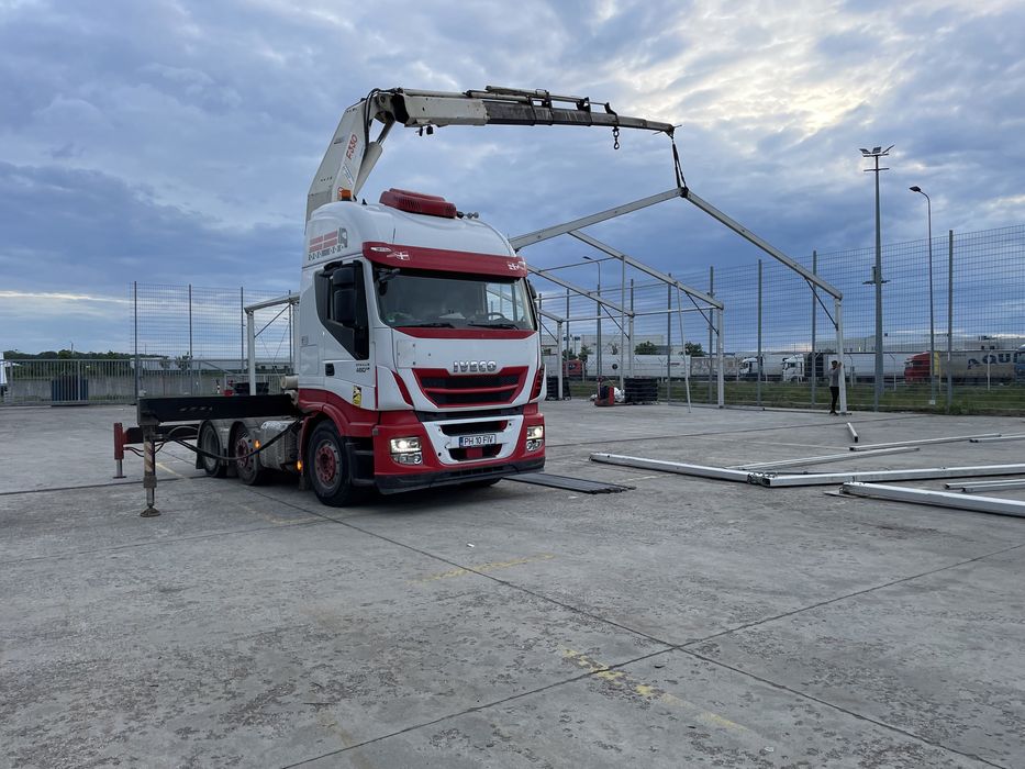 Servicii macara, transport 12 m ,containere si marfa generala