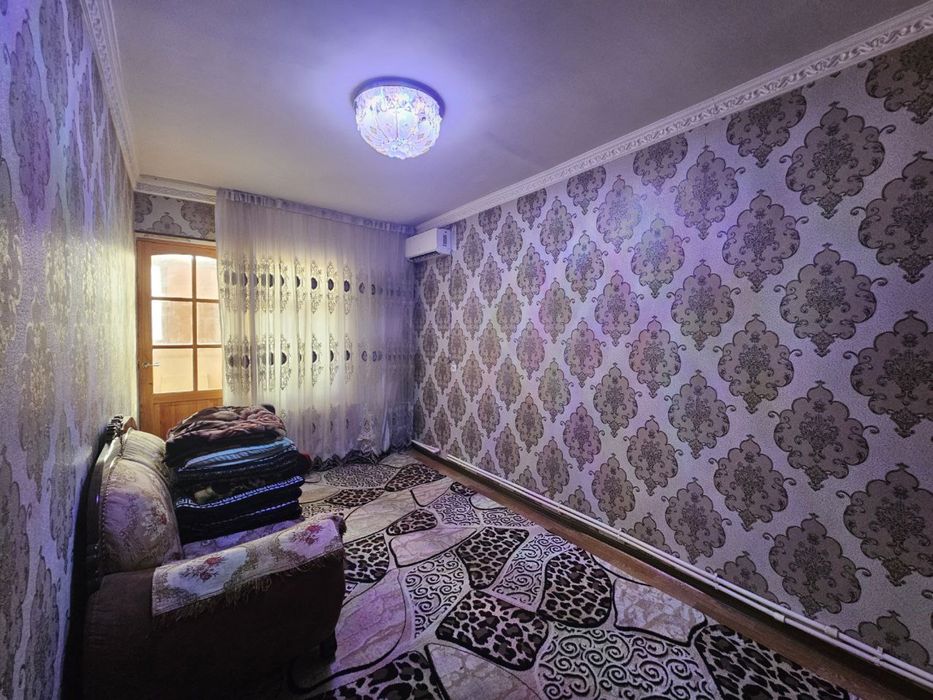 Срочно продается 1-х комн квартира в Сергели Строител, 1/9/9