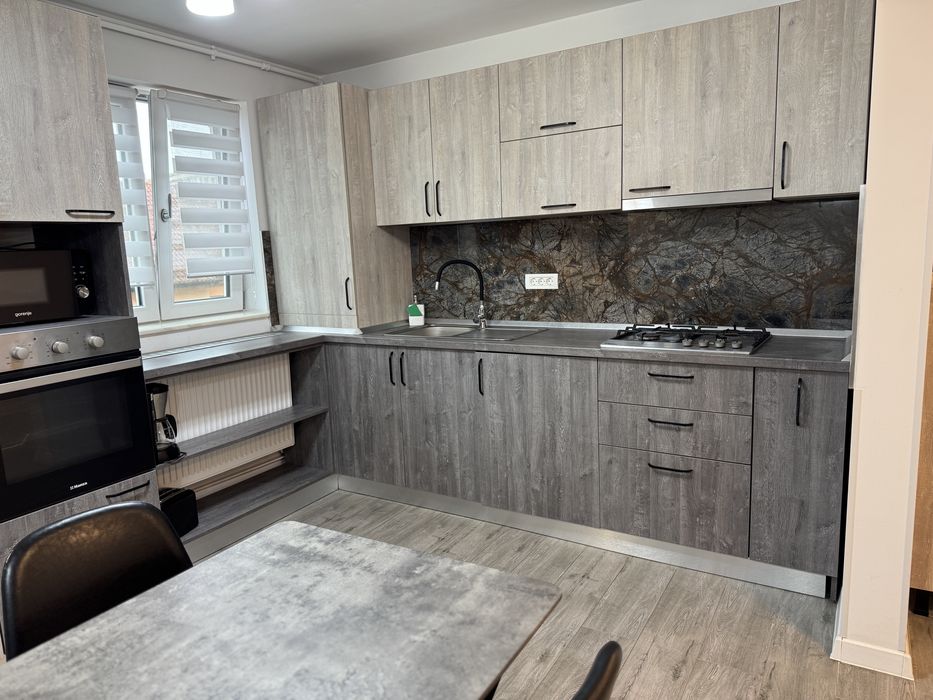 Ofer spre inchiriere ap 2 camere