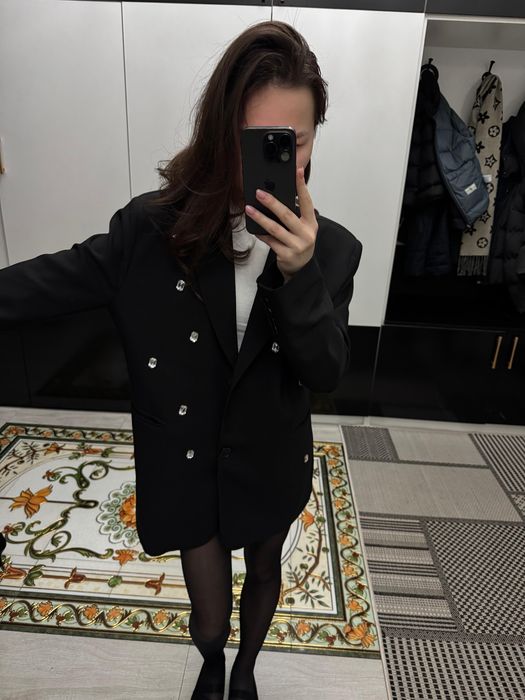 Черный пиджак Valenmosch с кристалами