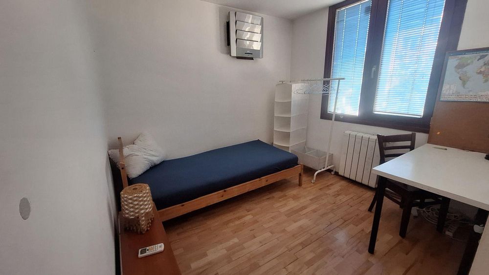 Дава се под наем Четиристаен апартамент в София, Лозенец - 101 кв.м за 1070 € - Снимка #7