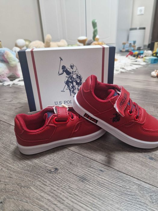 Кецове Polo в червено