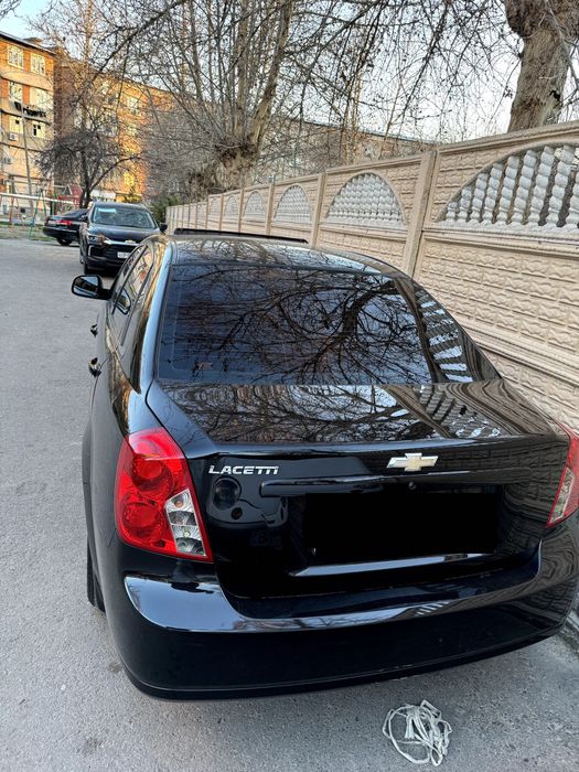 chevrolet Gentra 2019 qora