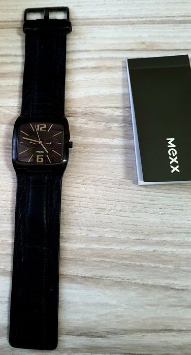 Часовник mexx f98-07