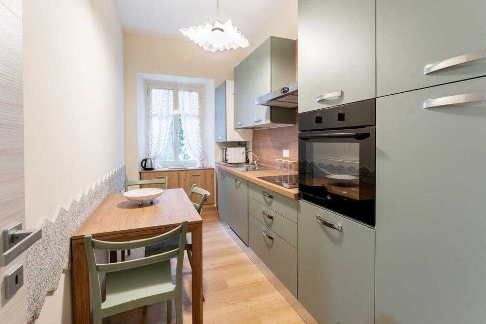 Дава се под наем Двустаен апартамент в София, Център - 56 кв.м за 382.5 € - Снимка #3