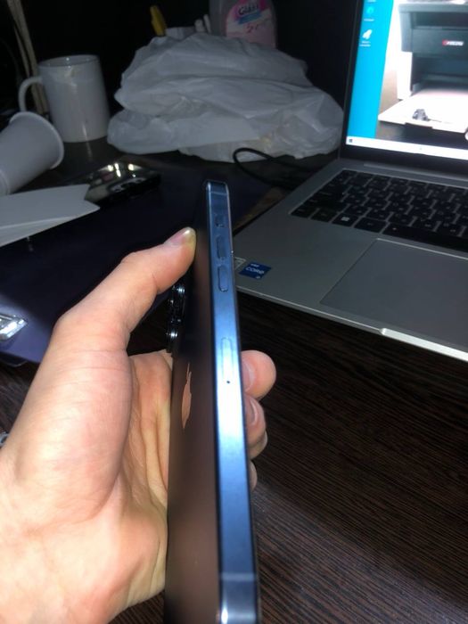 Iphone 15 про макс с гарантий