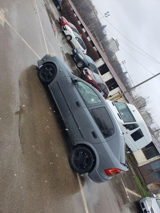Vând sau schimb Opel astra g