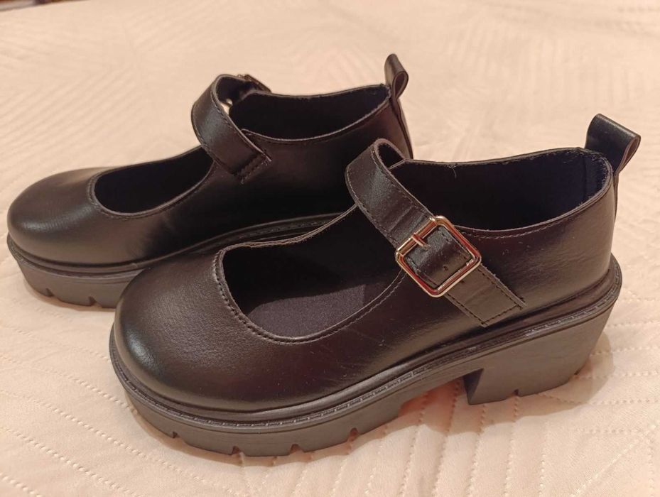 Дамски пролетно-есенни обувки