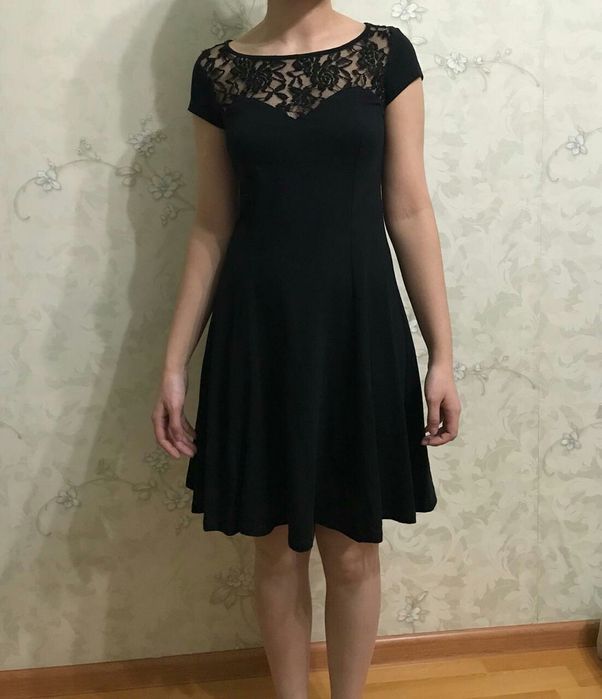 Черное платье