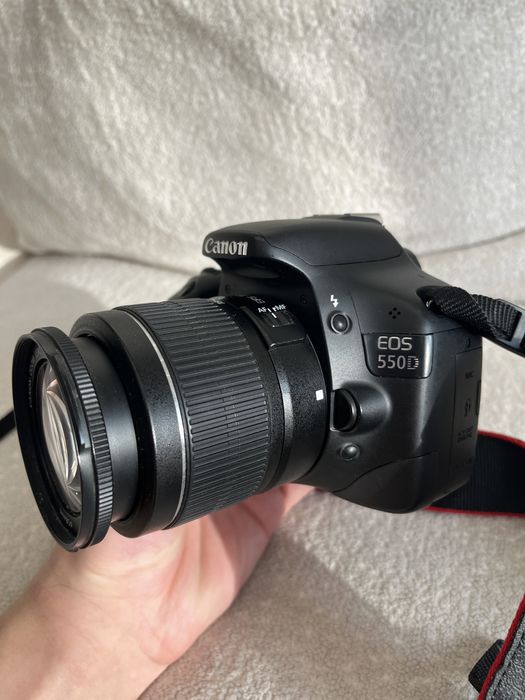 Canon 550d отличное состояние