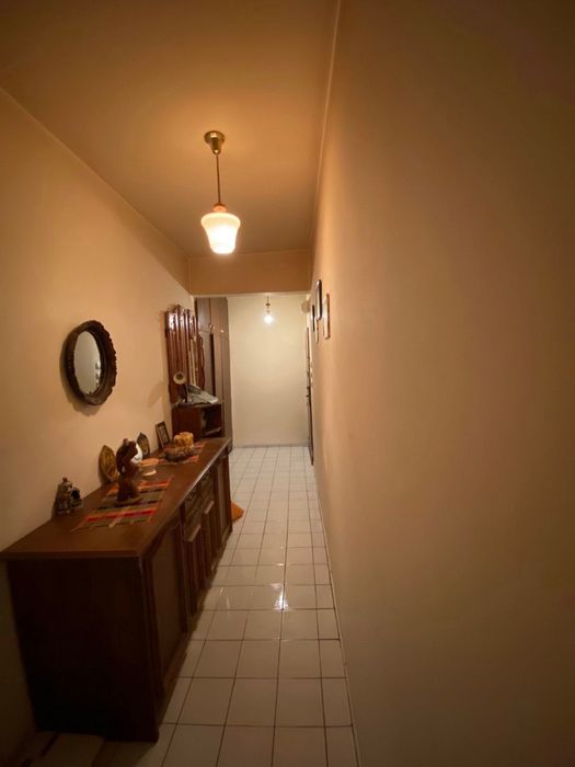 Отдавам под наем.