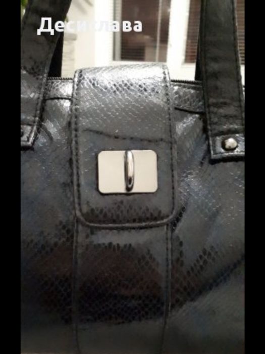Дамска чанта /змийска кожа