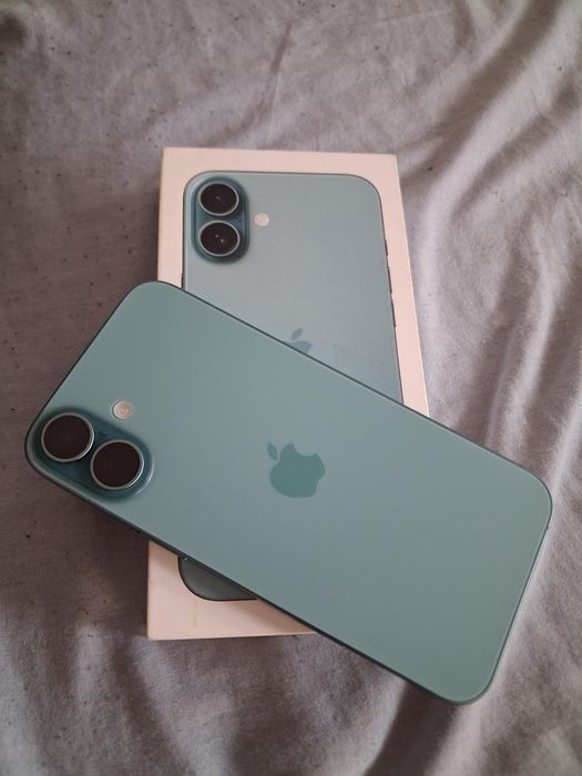 Telefon Impecabil Iphone 16 Plus green