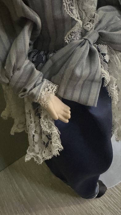 Коллекционная кукла