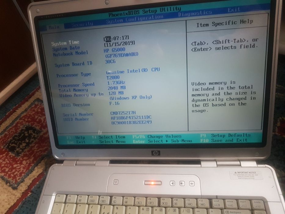 Laptop HP Intel , Pentium Dual Core. Functional . Pentru Piese !!!