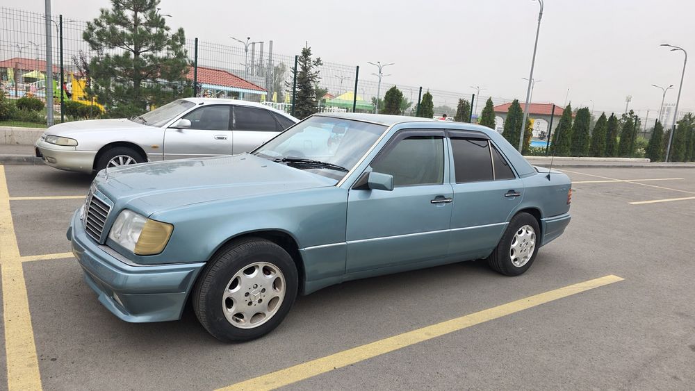 Mercedes 124 продам