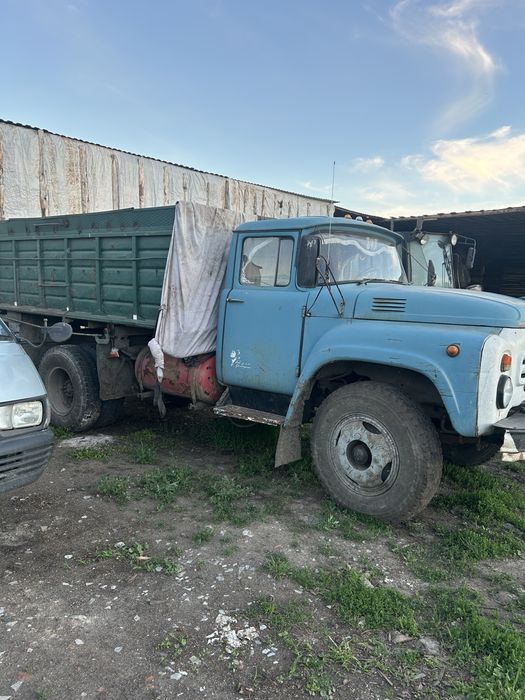 Продам идеальный зил